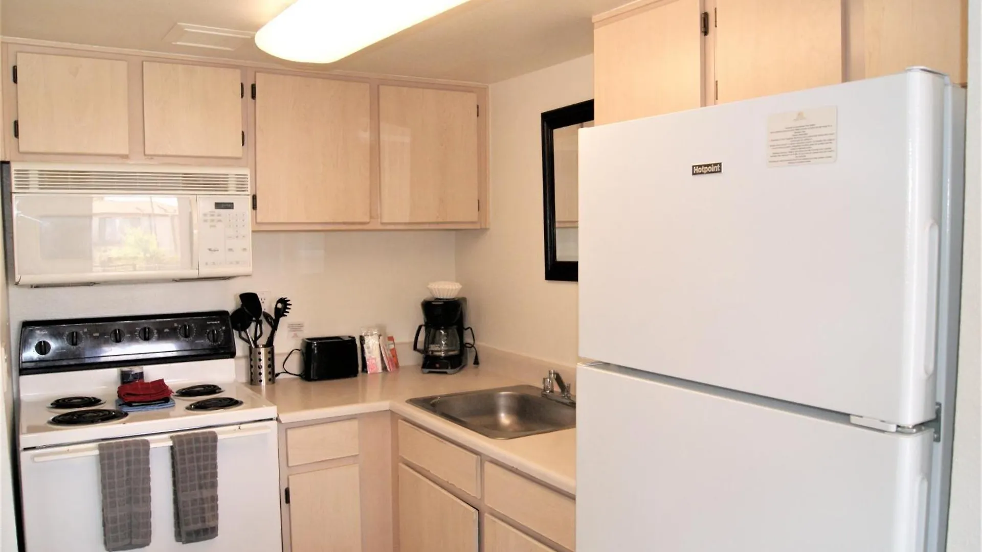 248 Fully Furnished 1Br Suite-Pet Friendly Скоттсдейл 0*,  США